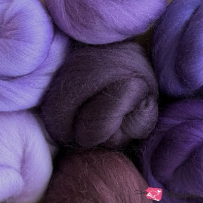 p2006_ausztral_merino_szalaggyapju_csomag_lila_70g